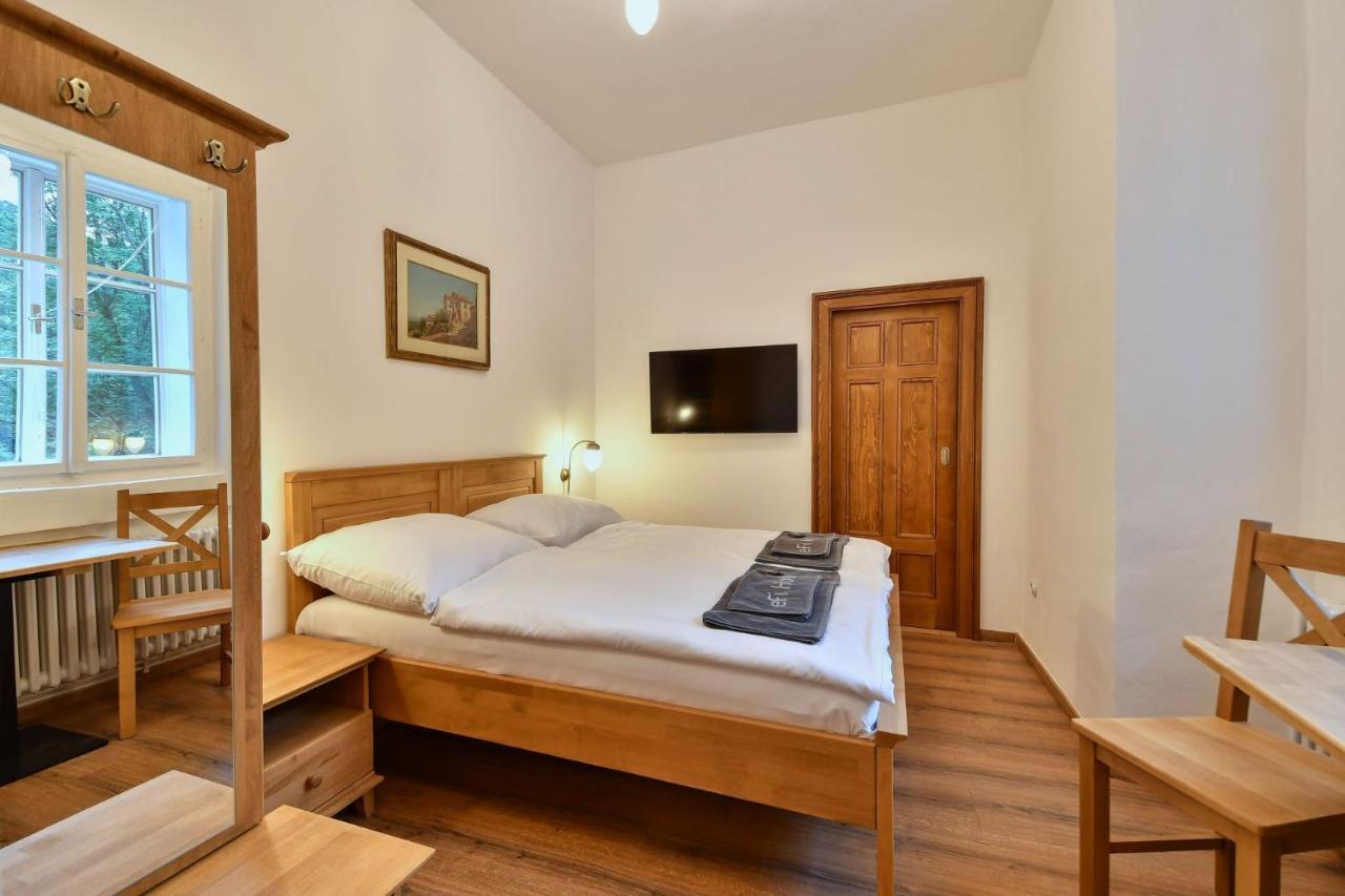 Zamek Racice Hotell Exteriör bild