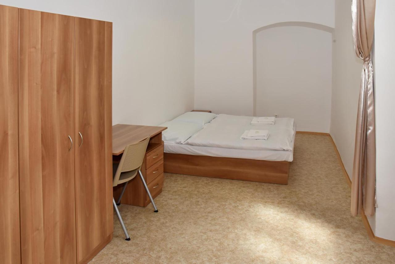Zamek Racice Hotell Exteriör bild