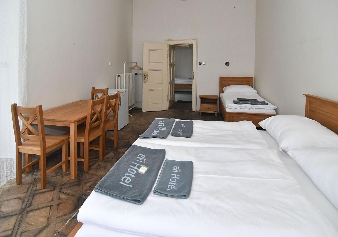Zamek Racice Hotell Exteriör bild