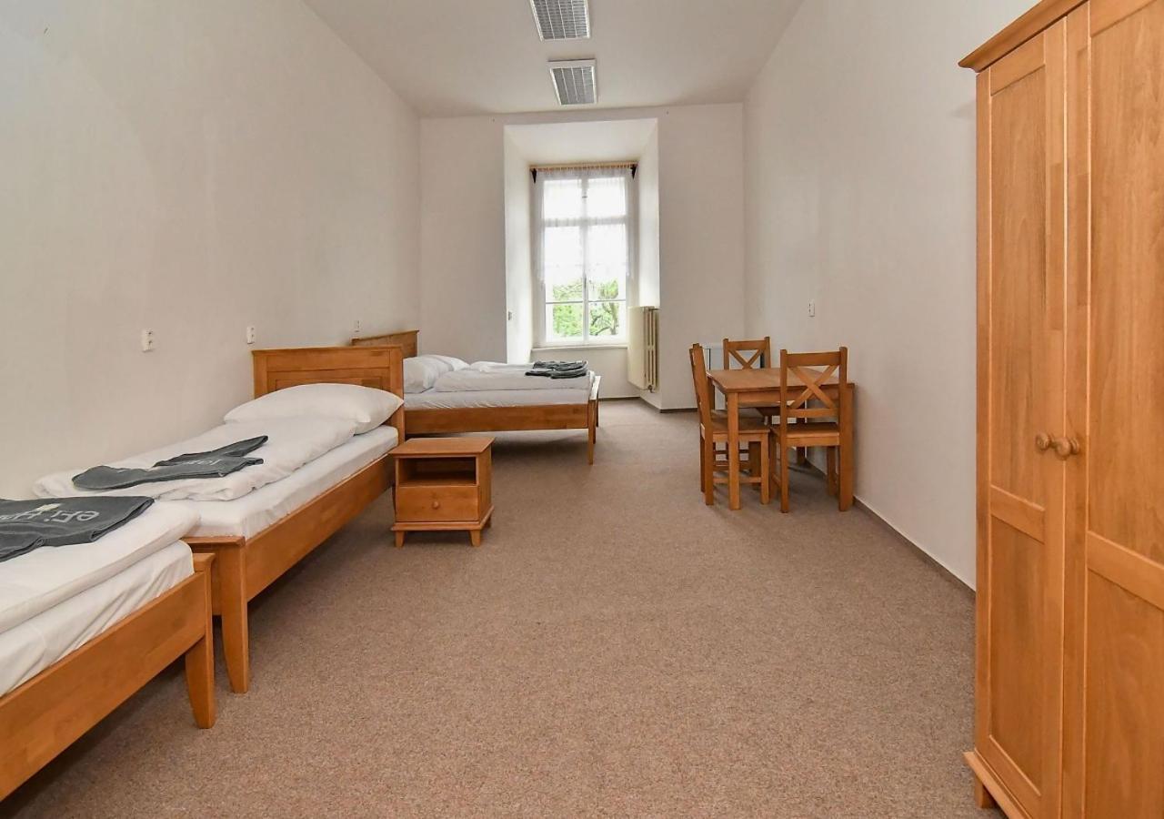 Zamek Racice Hotell Exteriör bild