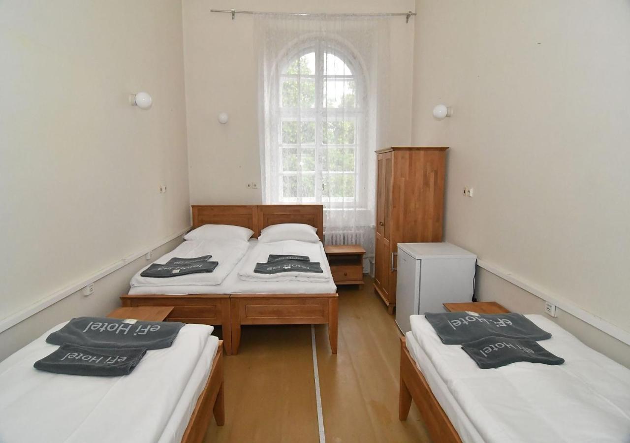 Zamek Racice Hotell Exteriör bild